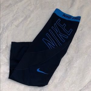 Nike Cropped Leggings